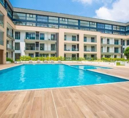אקרה Embassy Gardens Luxury Suites Cpg מראה חיצוני תמונה