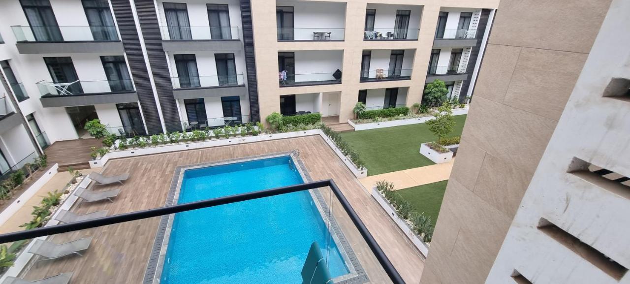 אקרה Embassy Gardens Luxury Suites Cpg מראה חיצוני תמונה