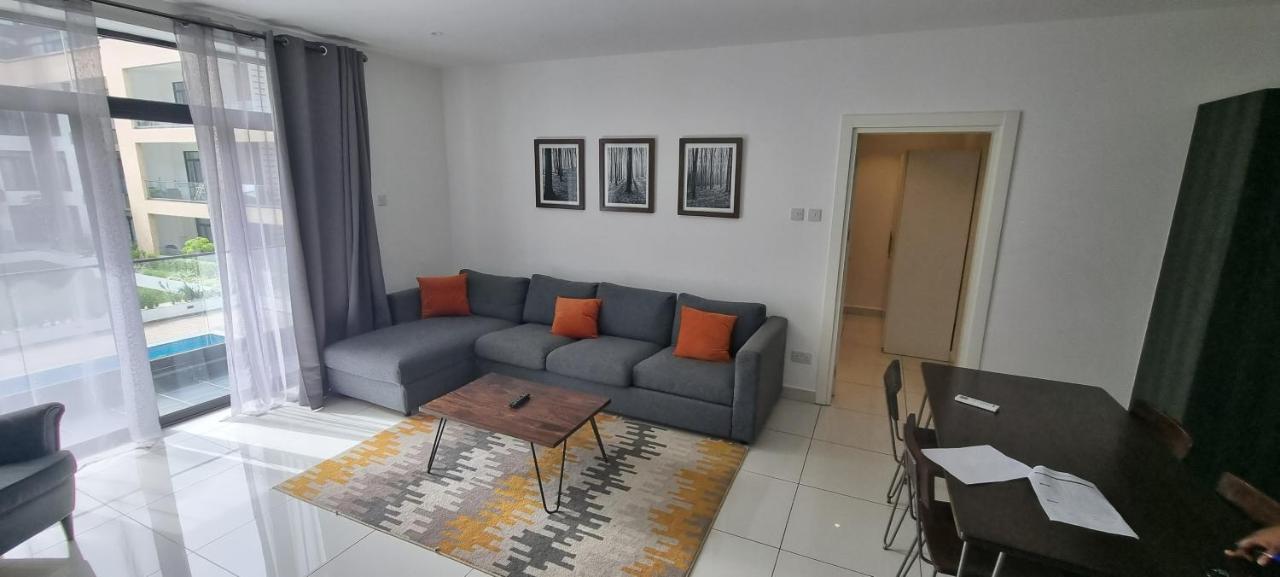 אקרה Embassy Gardens Luxury Suites Cpg מראה חיצוני תמונה