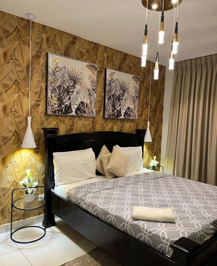 אקרה Embassy Gardens Luxury Suites Cpg מראה חיצוני תמונה