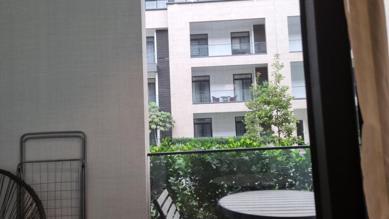 אקרה Embassy Gardens Luxury Suites Cpg מראה חיצוני תמונה