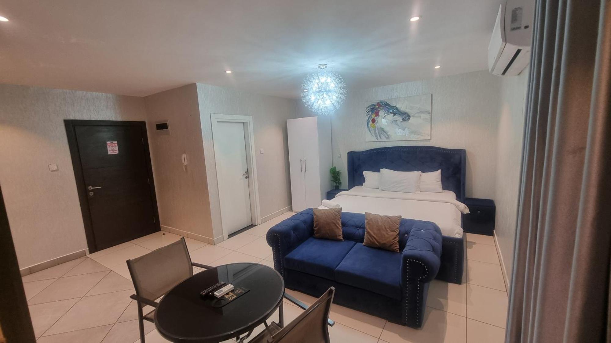 אקרה Embassy Gardens Luxury Suites Cpg מראה חיצוני תמונה