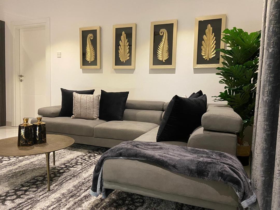 אקרה Embassy Gardens Luxury Suites Cpg מראה חיצוני תמונה