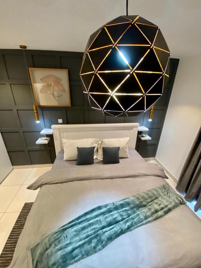 אקרה Embassy Gardens Luxury Suites Cpg מראה חיצוני תמונה
